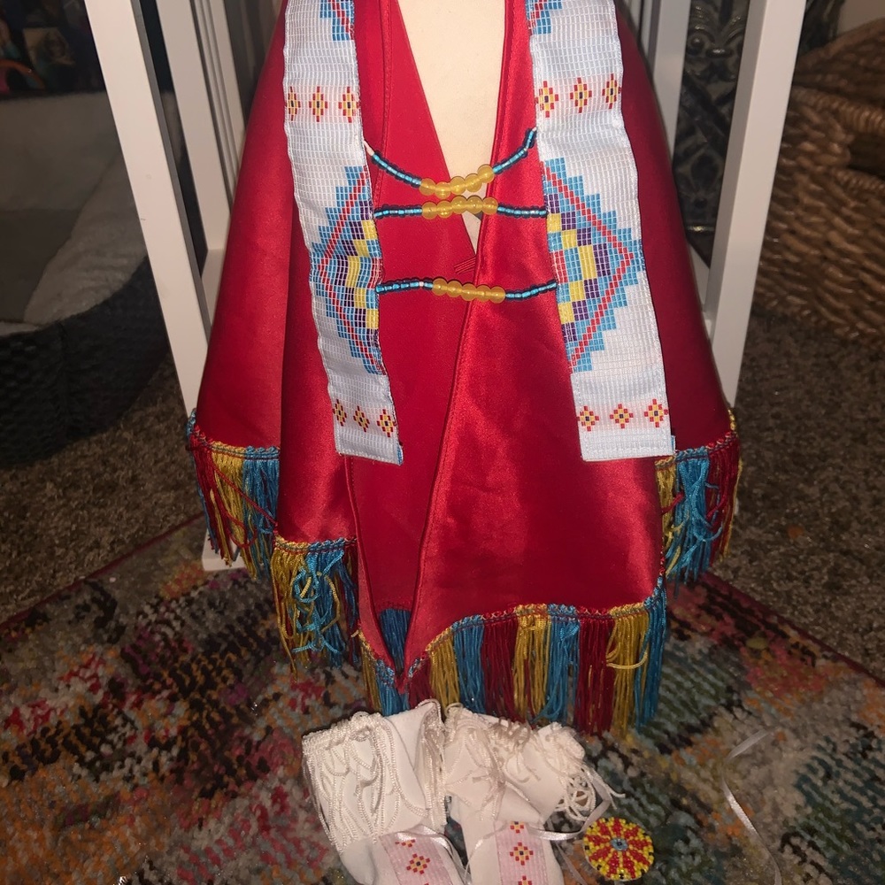 SOLD Kaya fancy shawl of today outfit